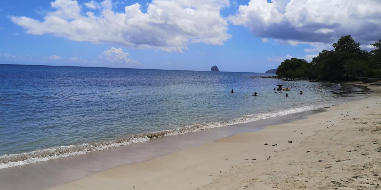 La Perle Piscine Et Plage Petite Vue Mer แซ็งต์-ลูซ ภายนอก รูปภาพ